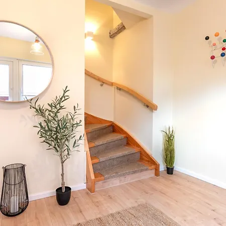 Apartment Utes Huus *